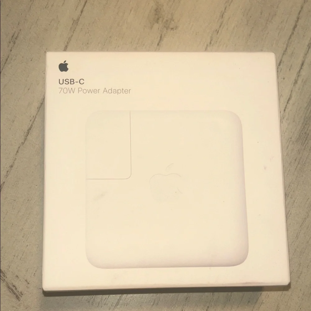 Apple USB-C 70W Charger - White